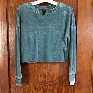 Art Class Giry Green Long Sleeve Top